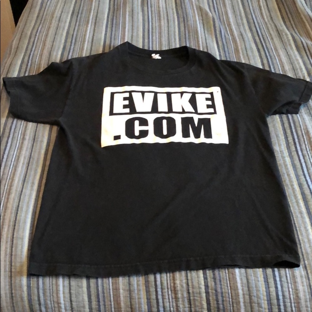 Black T-shirt